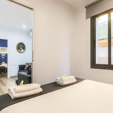 New Listing Duplex Near The Barceloneta *